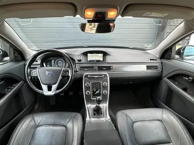Volvo V70 - Thumbnail 11