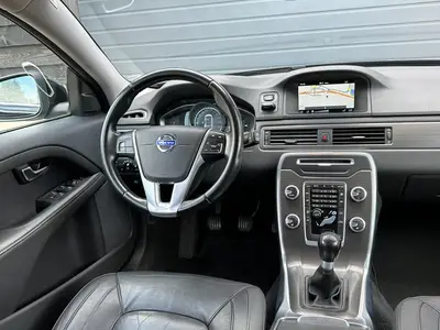 Volvo V70 - Thumbnail 13