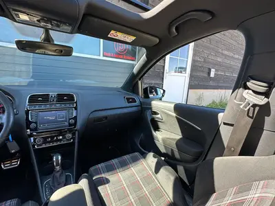 Volkswagen Polo - Thumbnail 12