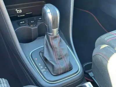 Volkswagen Polo - Thumbnail 25