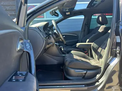Volkswagen Polo - Thumbnail 9