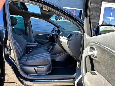 Volkswagen Polo - Thumbnail 10