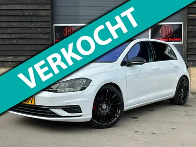 Volkswagen Golf - Thumbnail 1