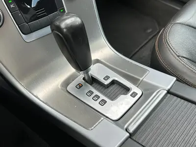 Volvo XC60 - Thumbnail 19