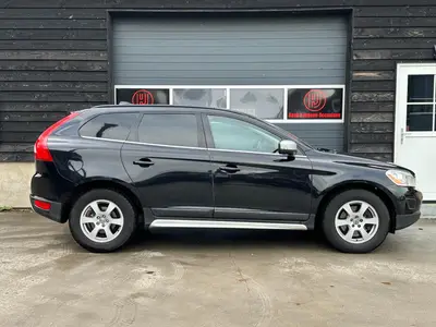 Volvo XC60 - Thumbnail 9