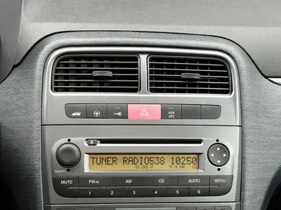 Fiat Grande Punto - Thumbnail 17