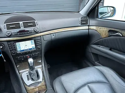 Mercedes-Benz E-Klasse - Thumbnail 13