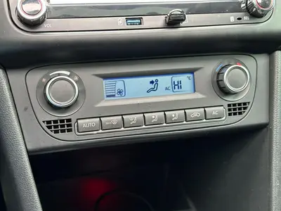 Volkswagen Polo - Thumbnail 19