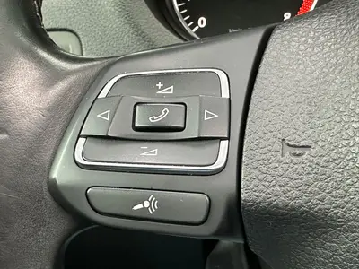 Volkswagen Polo - Thumbnail 23