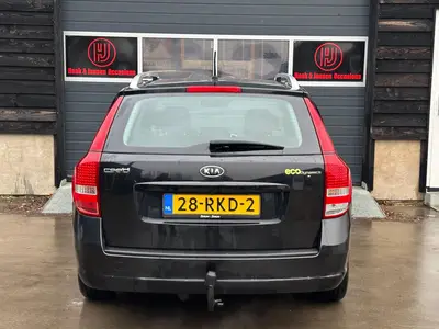 Kia cee'd - Thumbnail 7