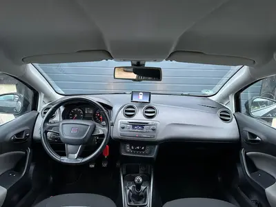 SEAT Ibiza - Thumbnail 12