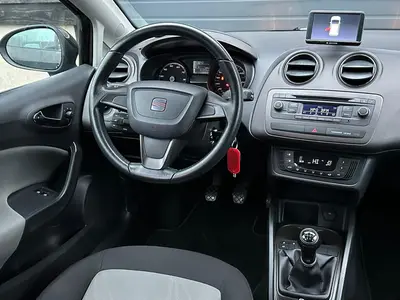 SEAT Ibiza - Thumbnail 13