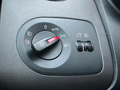 SEAT Ibiza - Thumbnail 23