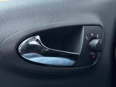 SEAT Ibiza - Thumbnail 25