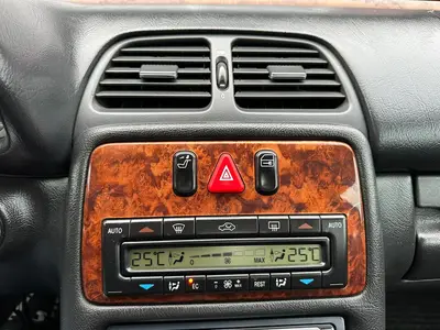 Mercedes-Benz CLK-Klasse - Thumbnail 16