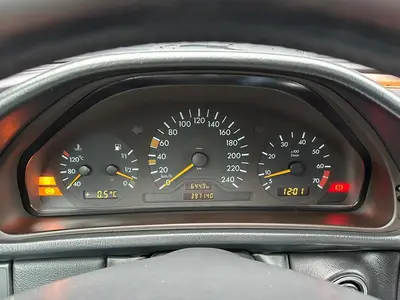 Mercedes-Benz CLK-Klasse - Thumbnail 23