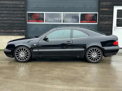 Mercedes-Benz CLK-Klasse - Thumbnail 9