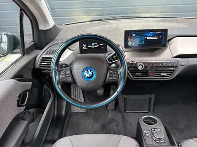 BMW i3 - Thumbnail 15