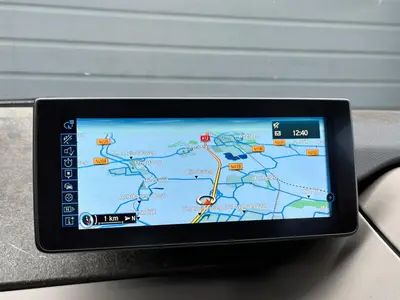 BMW i3 - Thumbnail 16