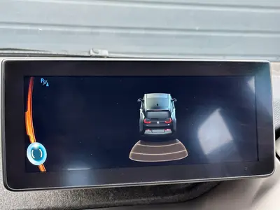 BMW i3 - Thumbnail 18