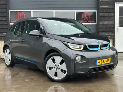 BMW i3 - Thumbnail 3
