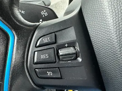 BMW i3 - Thumbnail 23