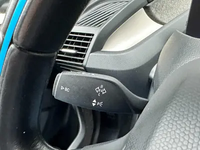 BMW i3 - Thumbnail 25