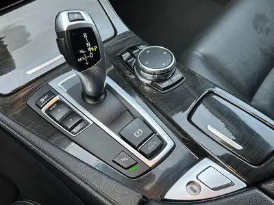 BMW 5 Serie - Thumbnail 21