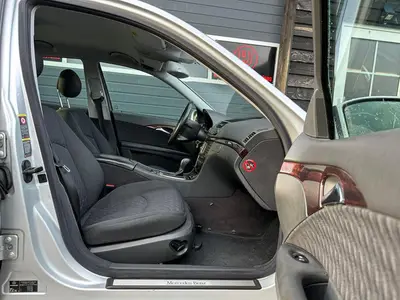 Mercedes-Benz E-Klasse - Thumbnail 11