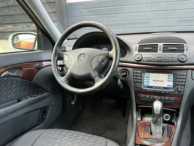 Mercedes-Benz E-Klasse - Thumbnail 14