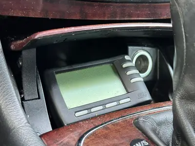 Mercedes-Benz E-Klasse - Thumbnail 18