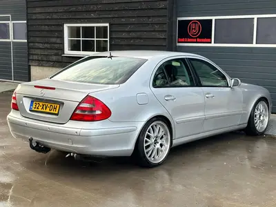 Mercedes-Benz E-Klasse - Thumbnail 29