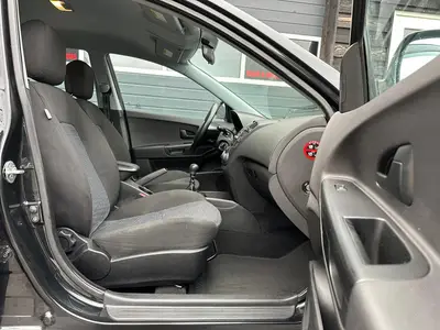 Kia cee'd - Thumbnail 11