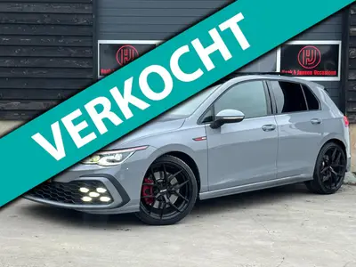 Volkswagen Golf - Thumbnail 1