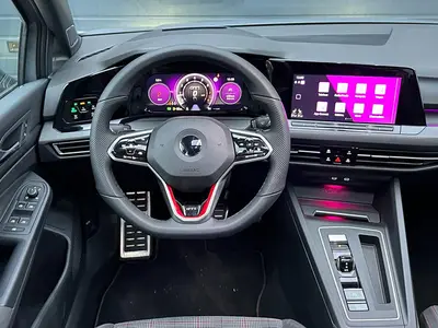 Volkswagen Golf - Thumbnail 19