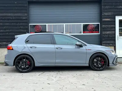 Volkswagen Golf - Thumbnail 8