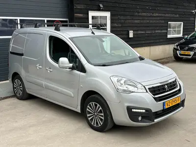 Peugeot Partner - Thumbnail 24