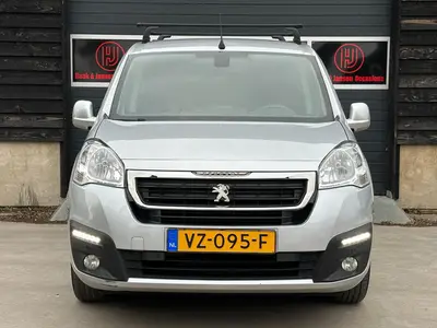 Peugeot Partner - Thumbnail 6