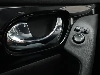 Nissan QASHQAI - Thumbnail 25