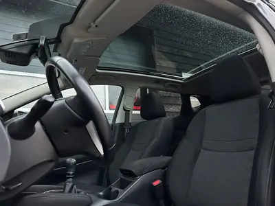 Nissan QASHQAI - Thumbnail 10