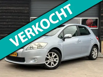 Toyota Auris - Thumbnail 2