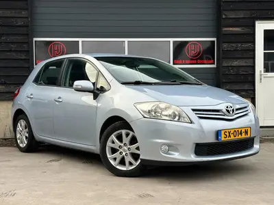 Toyota Auris - Thumbnail 3