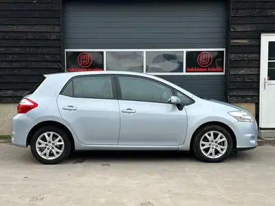 Toyota Auris - Thumbnail 8