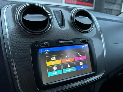 Dacia Sandero - Thumbnail 18