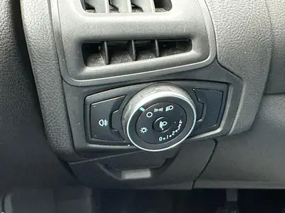 Ford FOCUS Wagon - Thumbnail 18