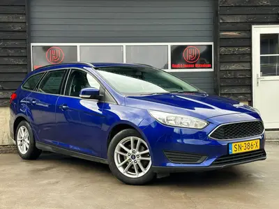 Ford FOCUS Wagon - Thumbnail 3