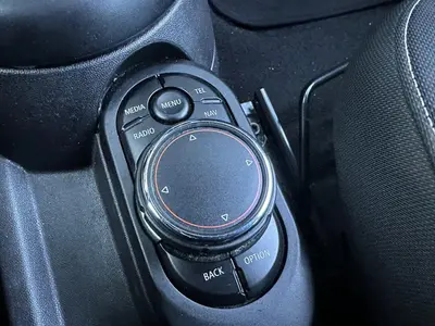 MINI Mini - Thumbnail 22