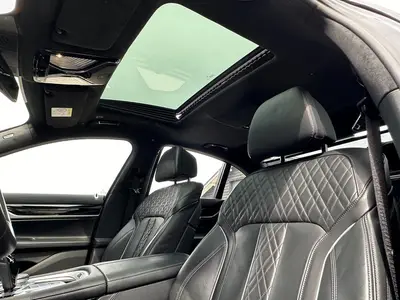 BMW 7 Serie - Thumbnail 12