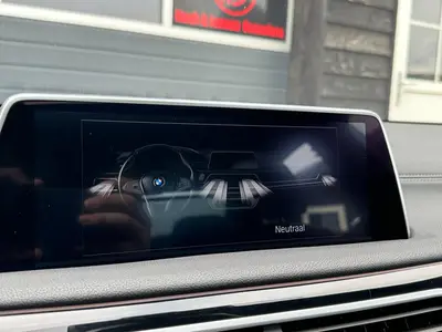 BMW 7 Serie - Thumbnail 26