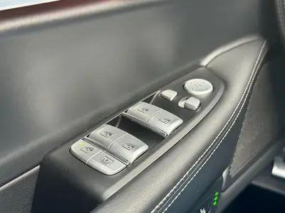 BMW 7 Serie - Thumbnail 37